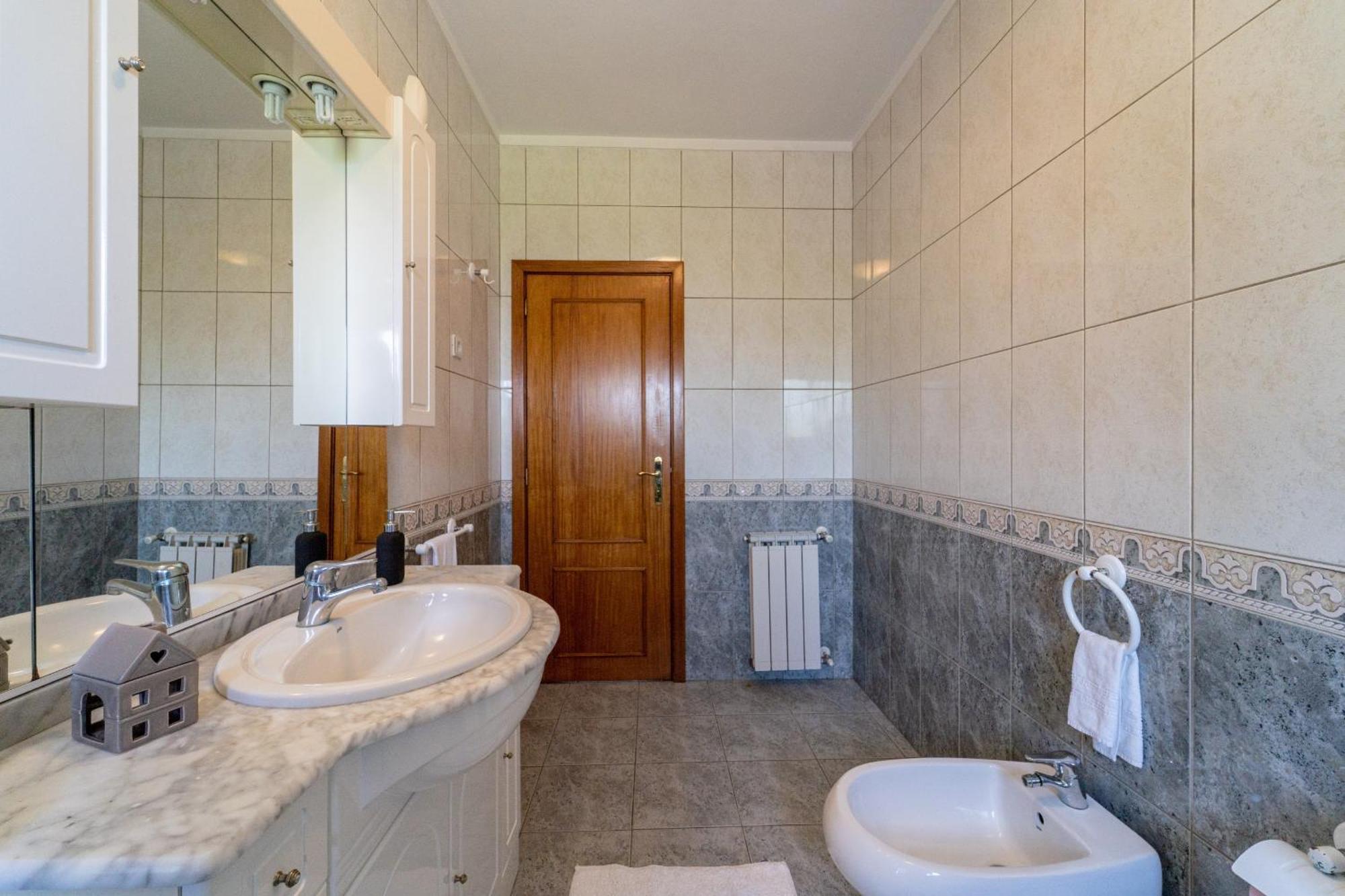 Gondomar Guimaraes - Moradia V3 Com Piscina Natural By House And People Exterior foto