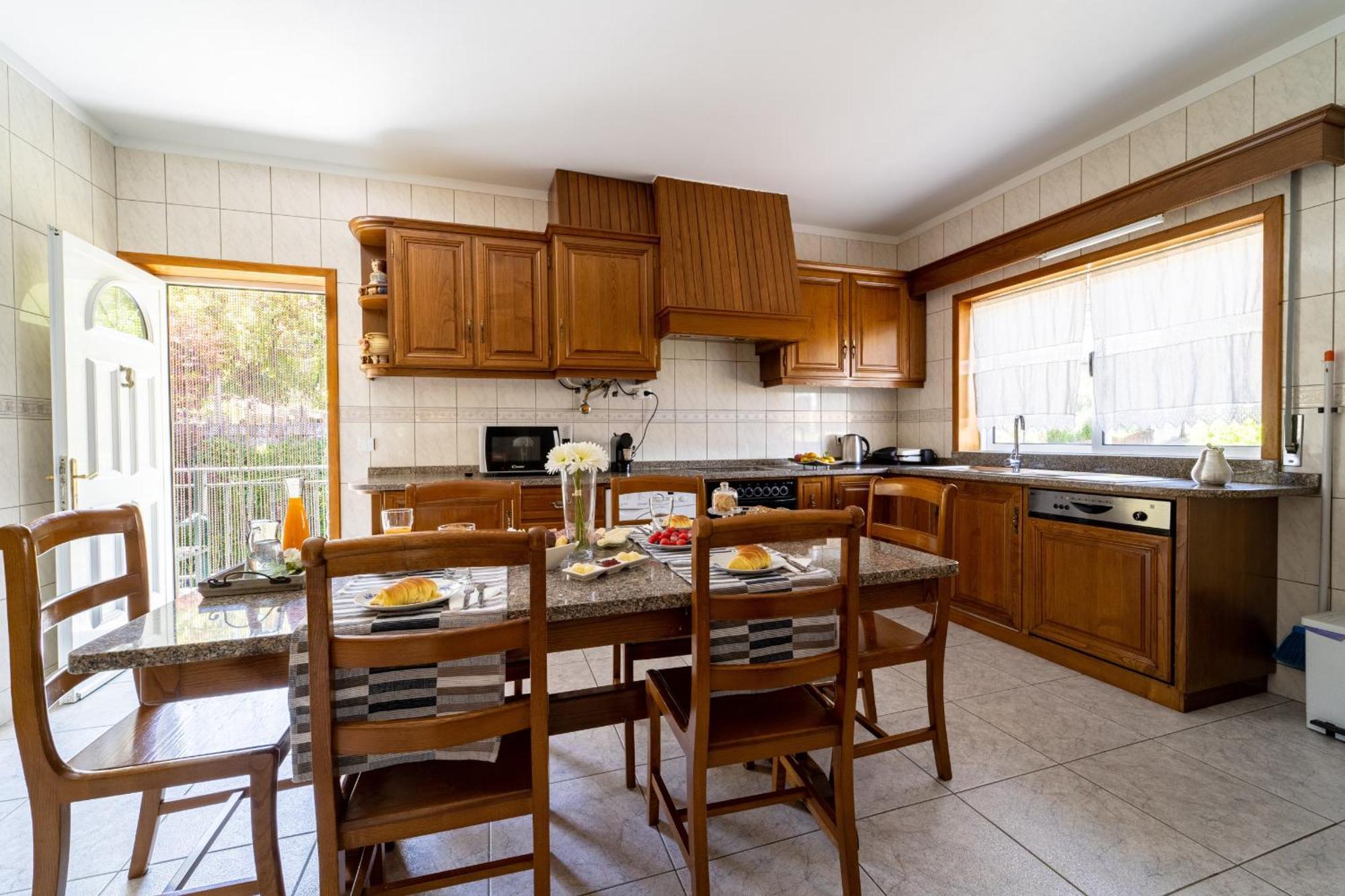 Gondomar Guimaraes - Moradia V3 Com Piscina Natural By House And People Exterior foto